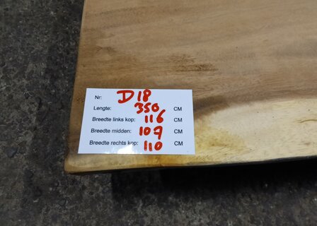 D18