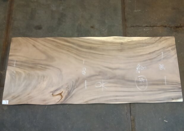 I9
